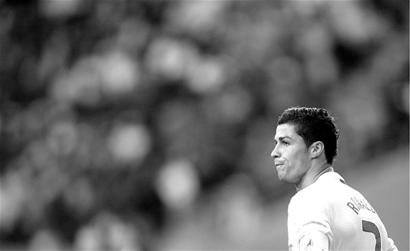 本赛季五大联赛球队欧冠积分：英超6队61分第1，意甲35分第2（欧冠本季五大联赛积分榜：英超6队61分领跑，意甲35分居次）