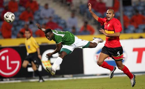 国足热身赛小胜乌兹别克斯坦（国足友谊赛险胜乌兹别克斯坦）