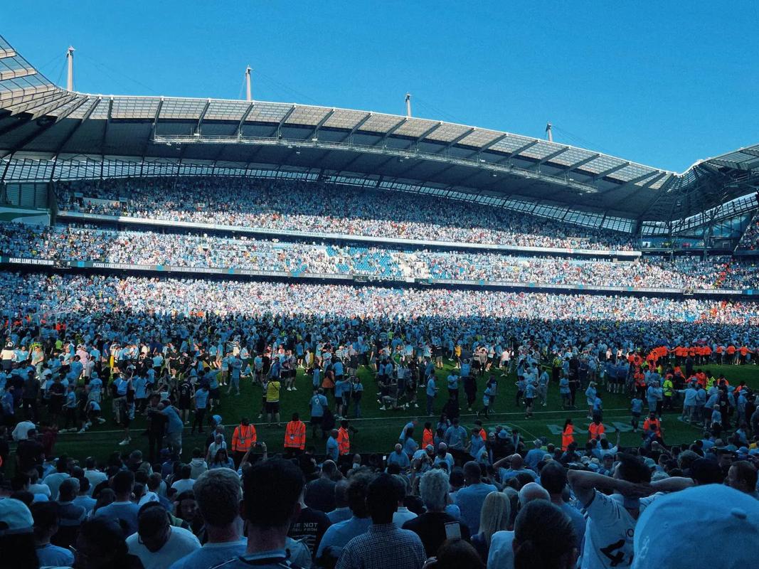 哈维·阿隆索的惊人决定：两天假期背后的深意（两天假期背后的信号：哈维·阿隆索出人意料的选择）