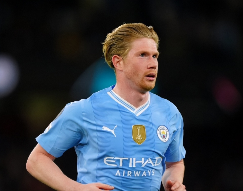 场上出现针对他的横幅，瓦格纳：成绩不理想球迷不满很正常（看台现针对横幅，瓦格纳：战绩欠佳，球迷不满可以理解）