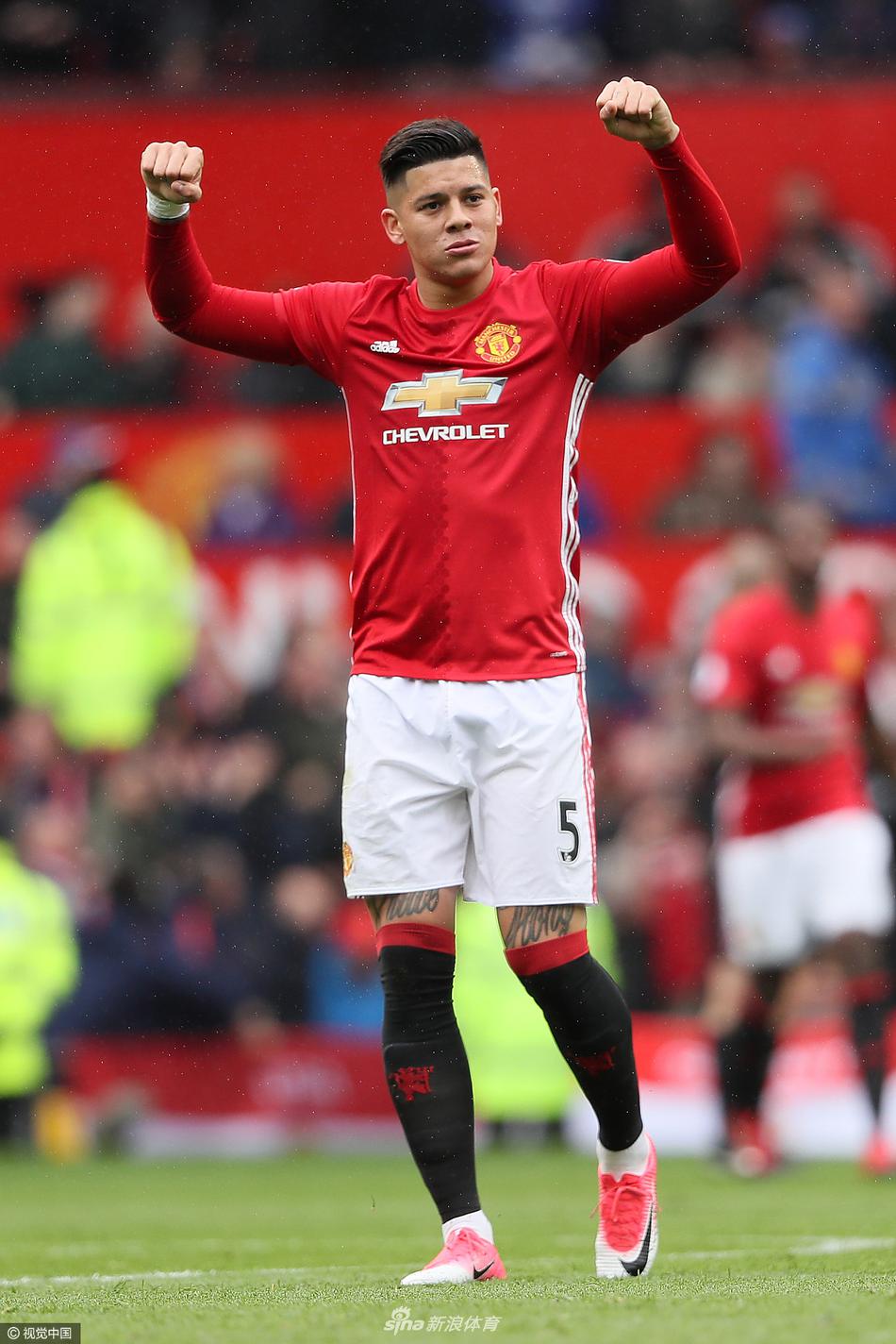 记者：拜仁计划签下17岁厄瓜多尔中卫奥拉亚，并准备将其外租（记者：拜仁拟签下17岁厄瓜多尔中卫奥拉亚，完成加盟后或立即外租）