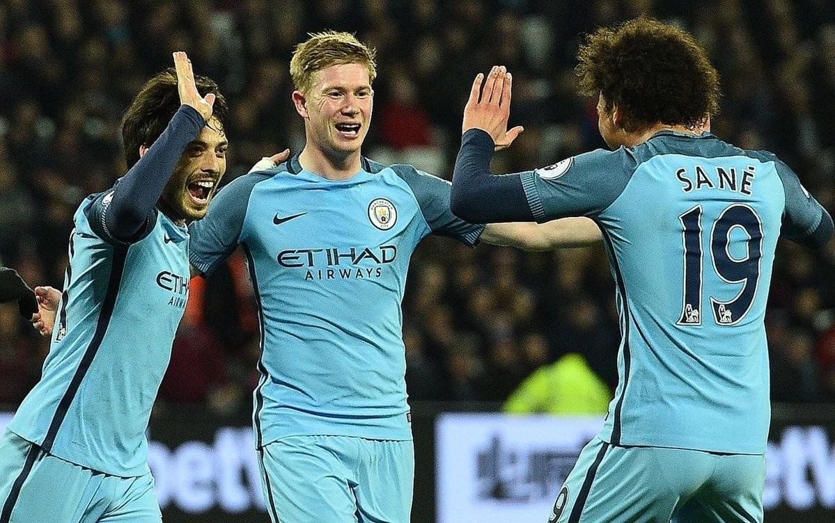 健康的蓝军队长 边后卫改踢后腰那就是真强 身价暴涨1500万欧（满血归来的蓝军队长转型后腰实力尽显，身价飙升1500万欧）