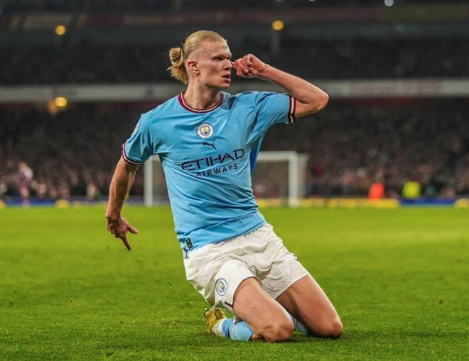 姆本扎：中国足球在精神层面需树立更坚定的目标，要重视青训（姆本扎：中国足球应在精神层面确立更坚定目标，并加大青训力度）