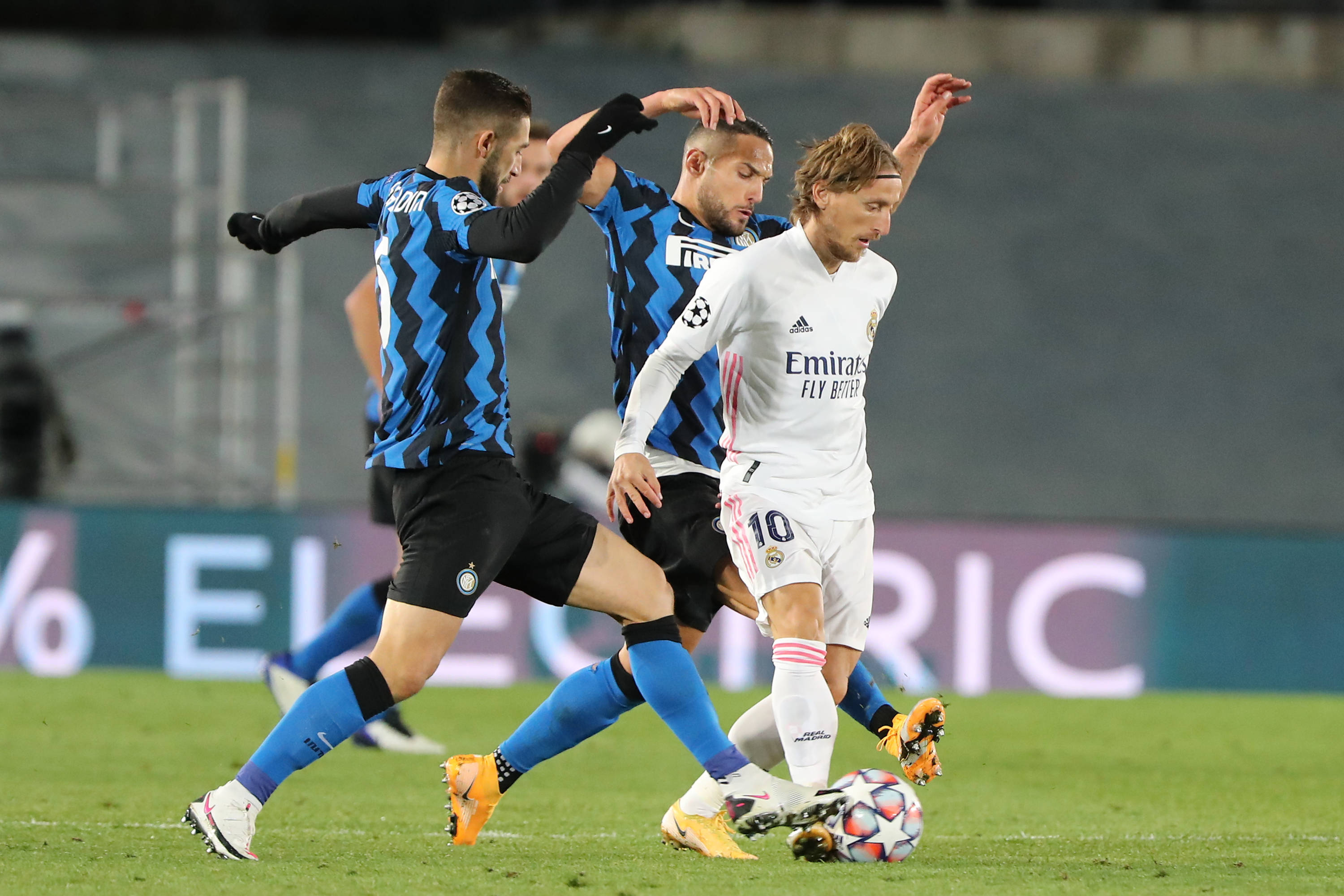 太阳报问卷：73.7%读者支持巴萨签下拉什福德，3.7%认为放弃（太阳报民调：73.7%支持巴萨引进拉什福德，仅3.7%建议放弃）