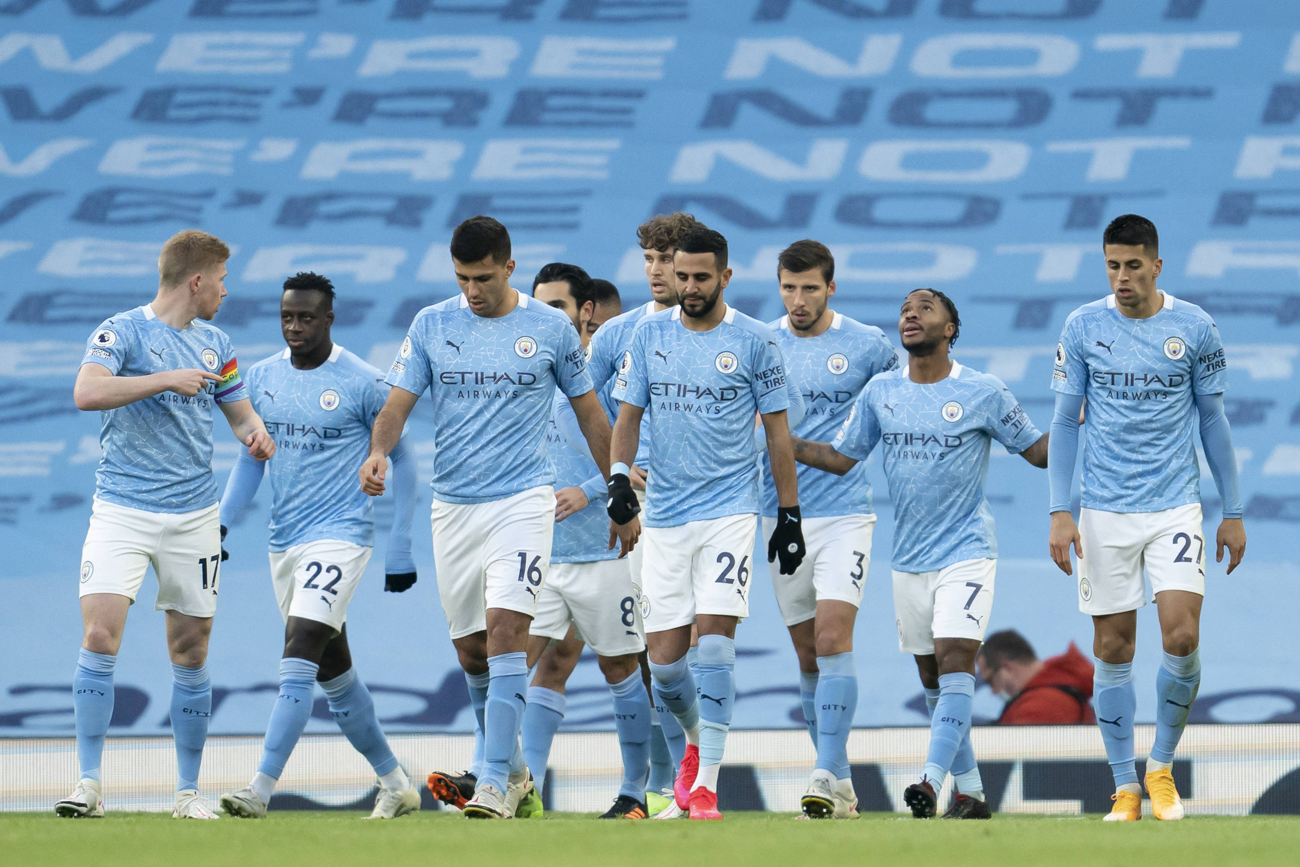 媒体人：中国男篮对周琦低位能力盲目自信