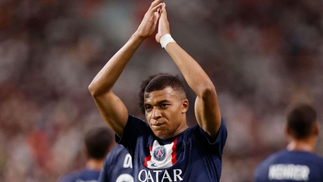 半场战报：比萨0-0克雷莫内塞（半场简报：比萨与克雷莫内塞战成0-0）