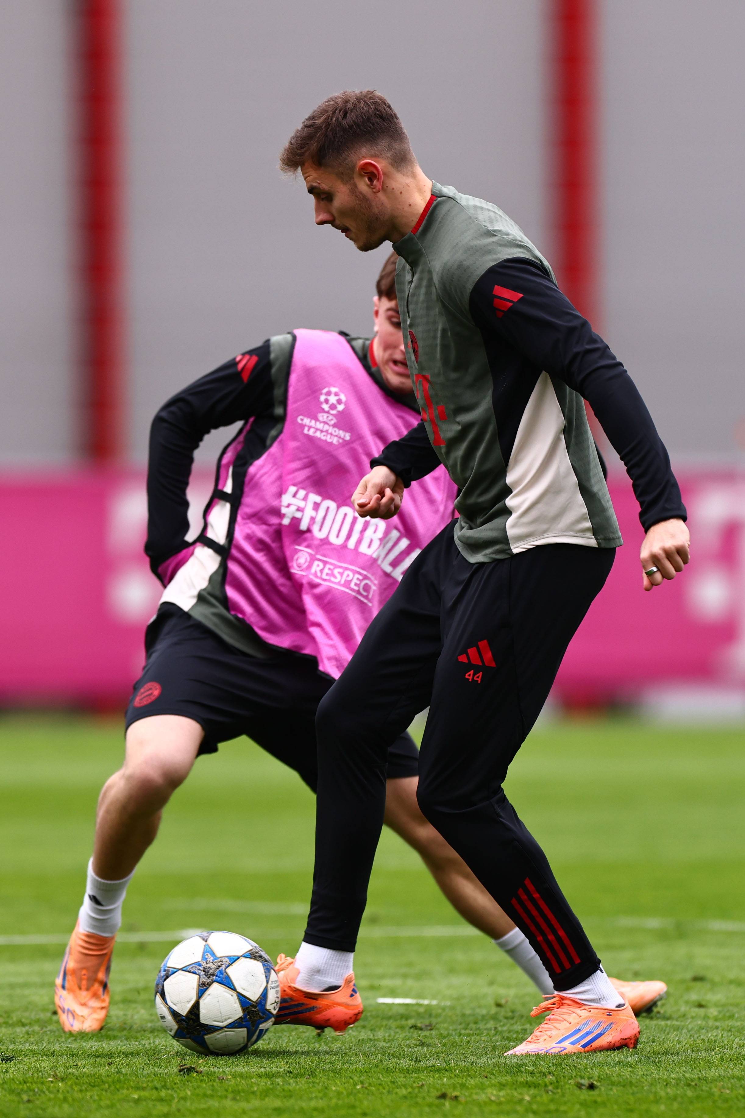 贡萨洛·拉莫斯全场数据：7射门3射正，帮助葡萄牙反超比分（贡萨洛·拉莫斯7次射门3次射正，助葡萄牙实现反超）