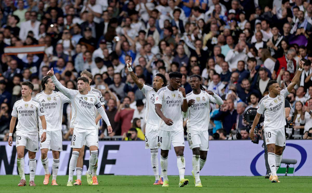 年轻球员首发交出合格答卷（小将首发表现达标）