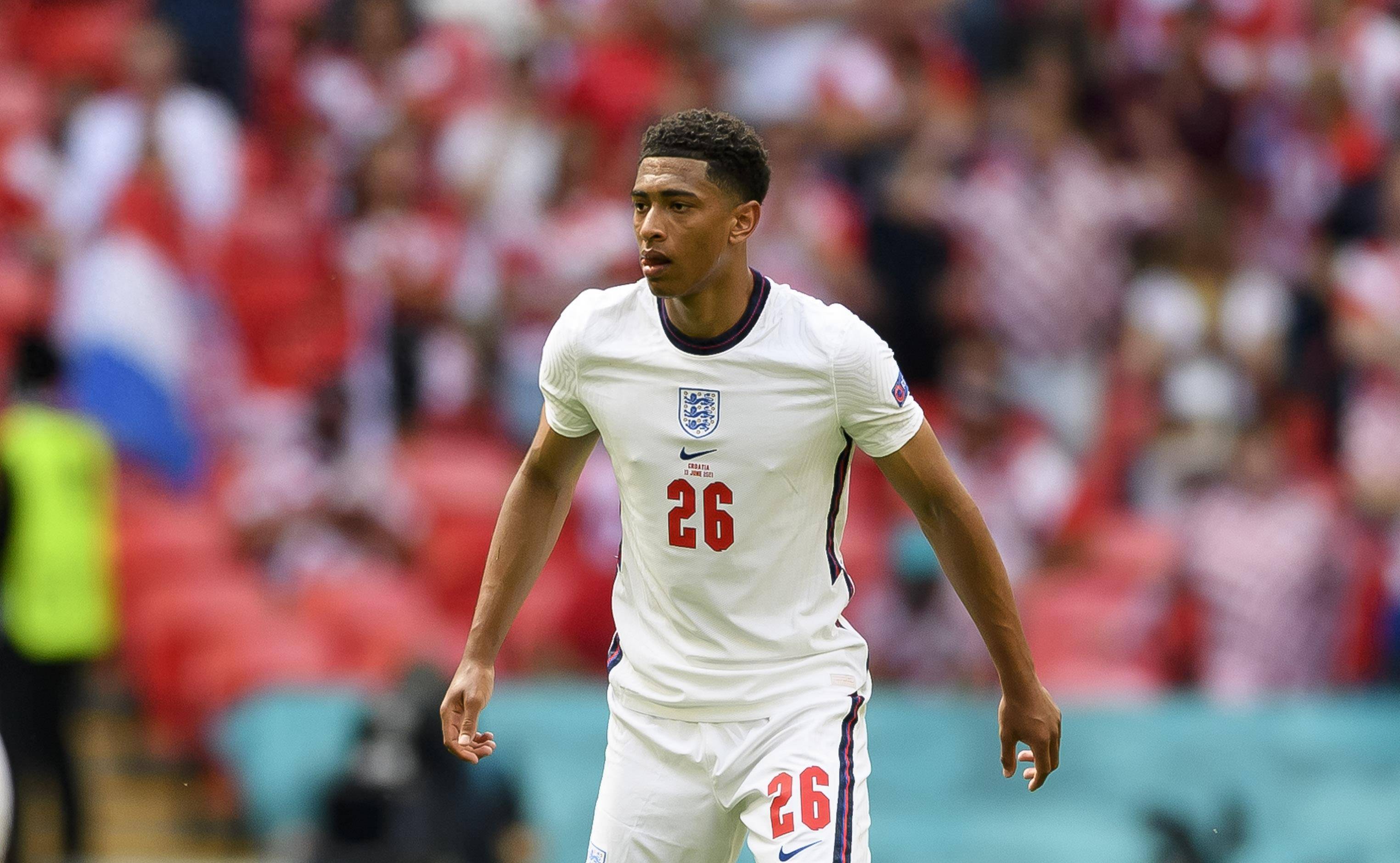 米兰冬奥会男子冰壶落选赛中国男队以7-2大胜新西兰队（米兰冬奥会男冰壶落选赛：中国队7比2大胜新西兰）