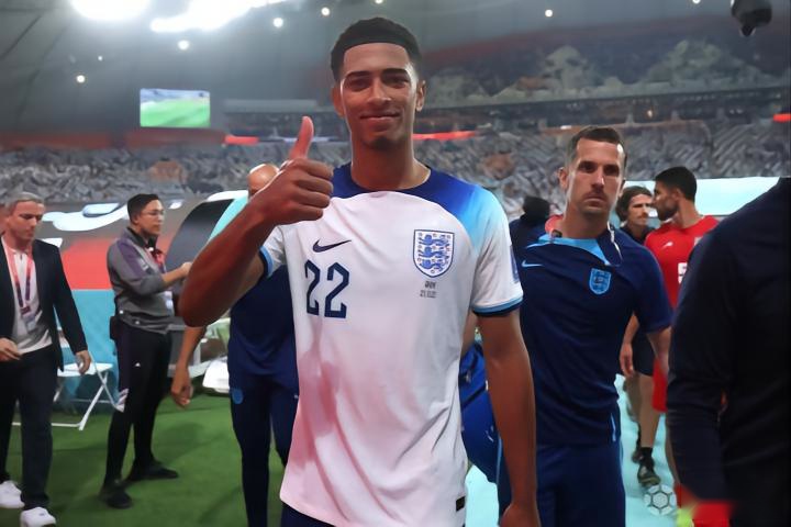 首尔外援亚赞：祝贺海港夺冠；只要团结一致就一定会有好结果（首尔外援亚赞：恭贺海港加冕；团结一心必有好结果）