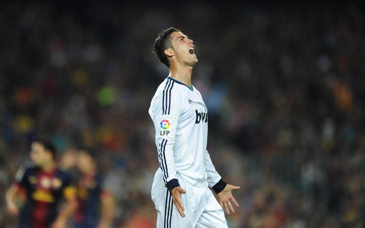 赫内斯：和伯利交流时他随口就能提到半个亿；相信于帕会续约（赫内斯：与伯利交谈张口就是五千万；相信于帕将续约）